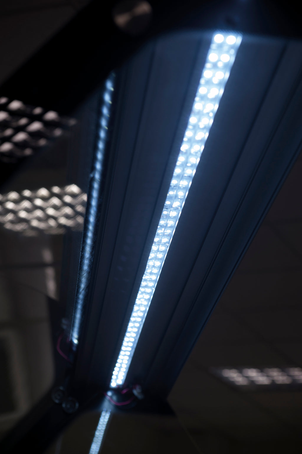 SCHEPIJSVITRINE HAWAI 16X 5LTR *TRANSPORT OP AANVRAAG* - aanvullende productfoto 1