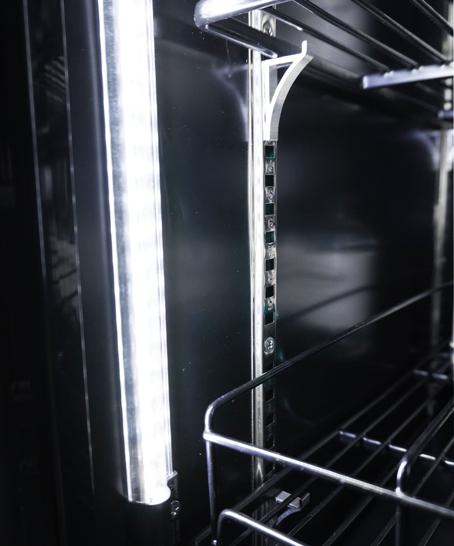 KOELKAST 3 GLASDEUREN ZWART CEB-1600R BL - aanvullende productfoto 12