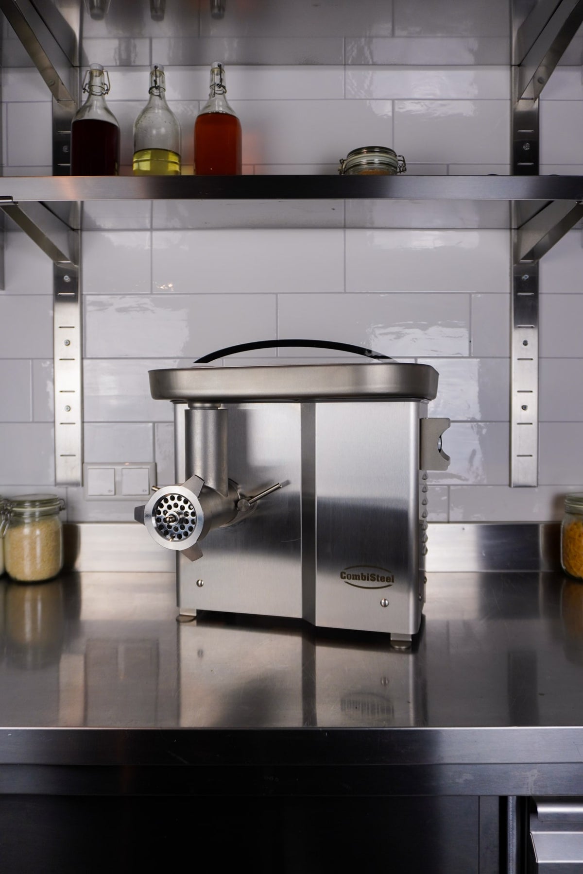 Meat mincer 12 - 150KG/H 230 v - Combisteel 7541.0005